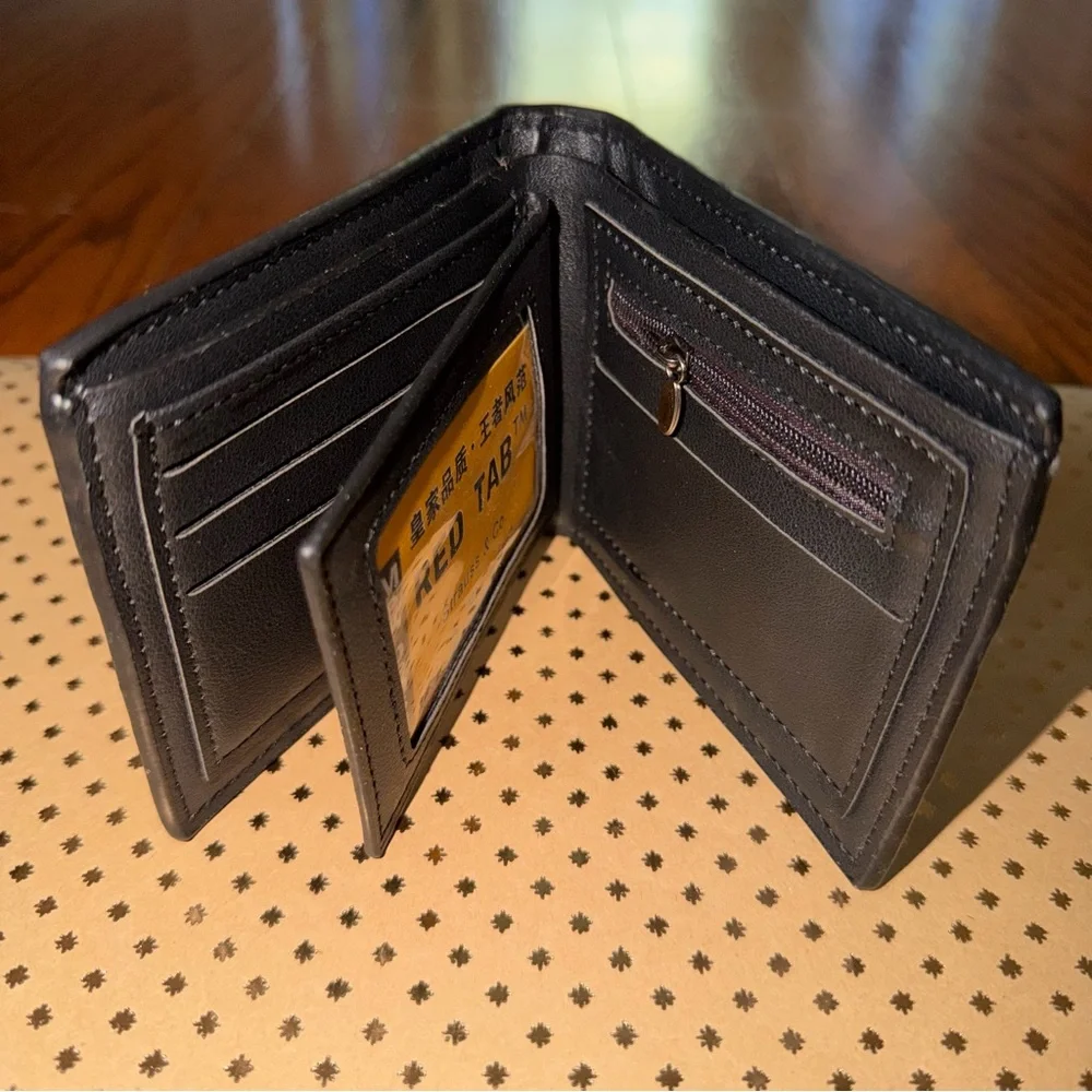 🆕 NEW Men's Black Patterned Wallet